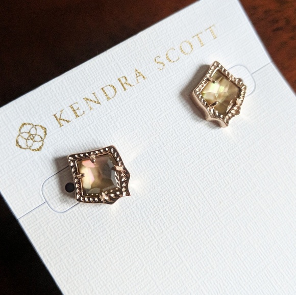 Kendra Scott Jewelry - NWT Kendra Scott Kirstie Studs Dark Brown MOP